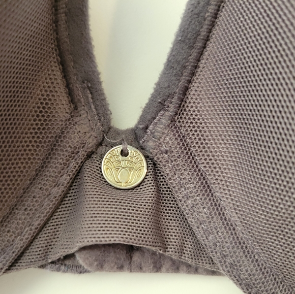 Natori Highlight Contour Underwire Bra - Picture 3 of 5